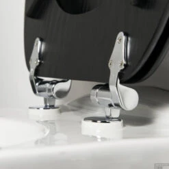 Toiletzitting Tiger Blackwash Softclose Hout Zwart 15 Toiletzitting Tiger Blackwash Softclose Hout Zwart -Badkamer Thuis 4008912520452 toiletzitting tiger blackwash softclose hout zwart sfeer3