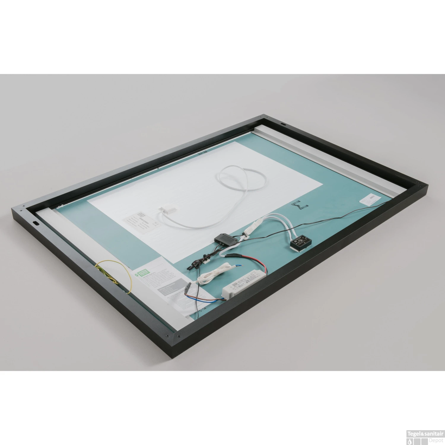 Badkamerspiegel Xenz Pacengo 140x70 Cm Industrieel Zwart Frame Met Verlichting En Spiegelverwarming - Afbeelding 3