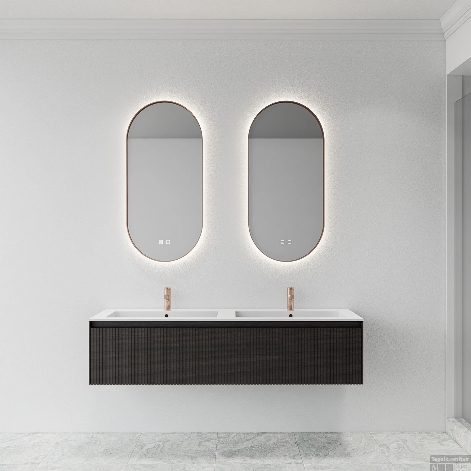 Spiegel Boss & Wessing Thyreos 40x100cm Ovaal Met Rand Koper LED Verlichting & Geïntegreerde Spiegelverwarming 4 Spiegel Boss & Wessing Thyreos 40x100cm Ovaal Met Rand Koper LED Verlichting & Geïntegreerde Spiegelverwarming - Afbeelding 2