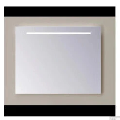 Spiegel Sanicare Q-Mirrors 75x60 Cm PP-Geslepen Vierkant Met Boven & Onder Gezandstraalde Strook LED Warm White En Afstandsbediening Incl. Ophangmateriaal