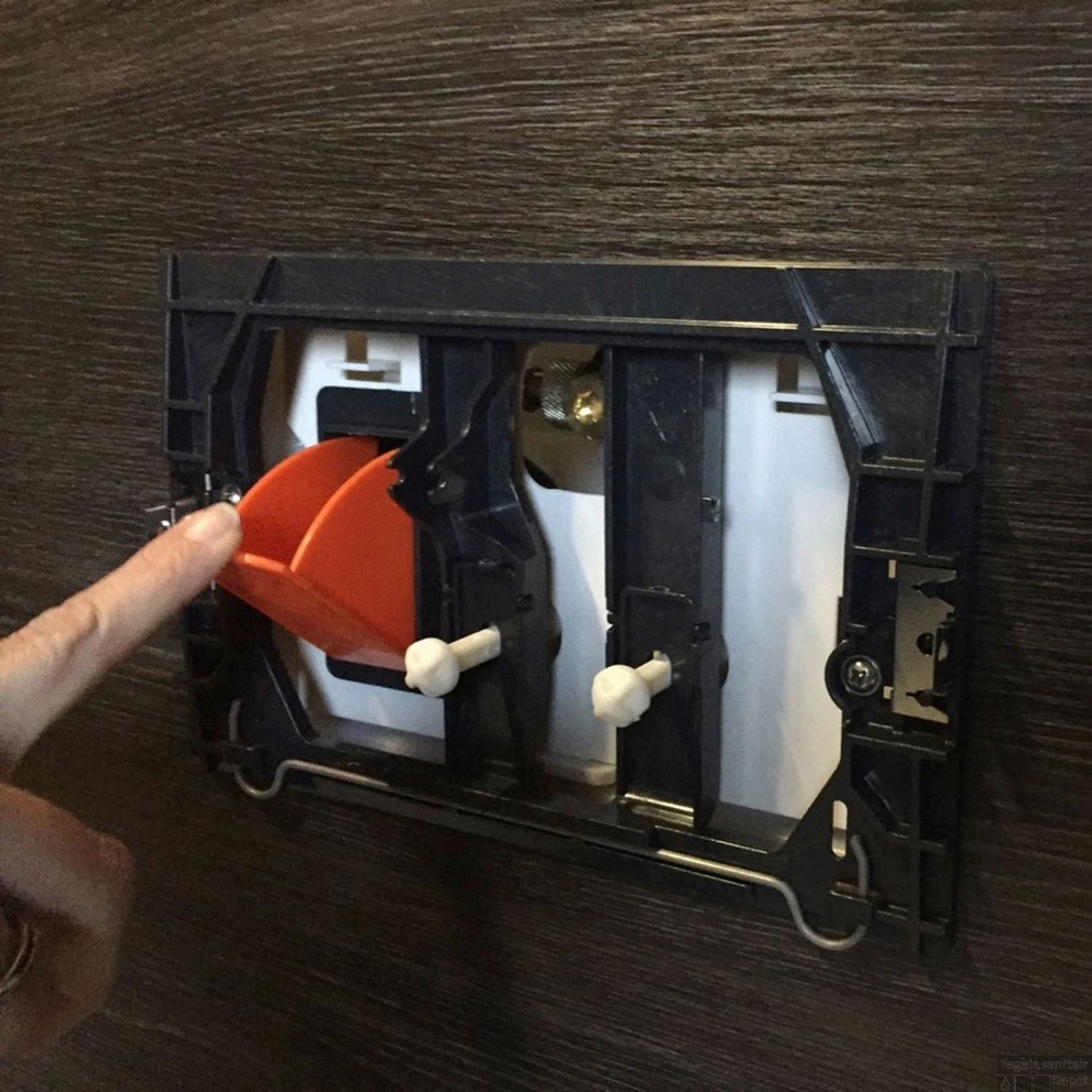 Toiletblokhouder Tbv Geberit Up100 (delta Drukplaten) 7 Toiletblokhouder Tbv Geberit Up100 (delta Drukplaten) - Afbeelding 5