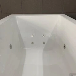 Whirlpool Boss & Wessing Dahlia Jetline 170x75 Cm Bodem Luchtsysteem Geborsteld RVS -Badkamer Thuis whirlpool boss wessing dahlia jetline 170x70 cm enkel systeem geborsteld rvs sfeer kopie 2